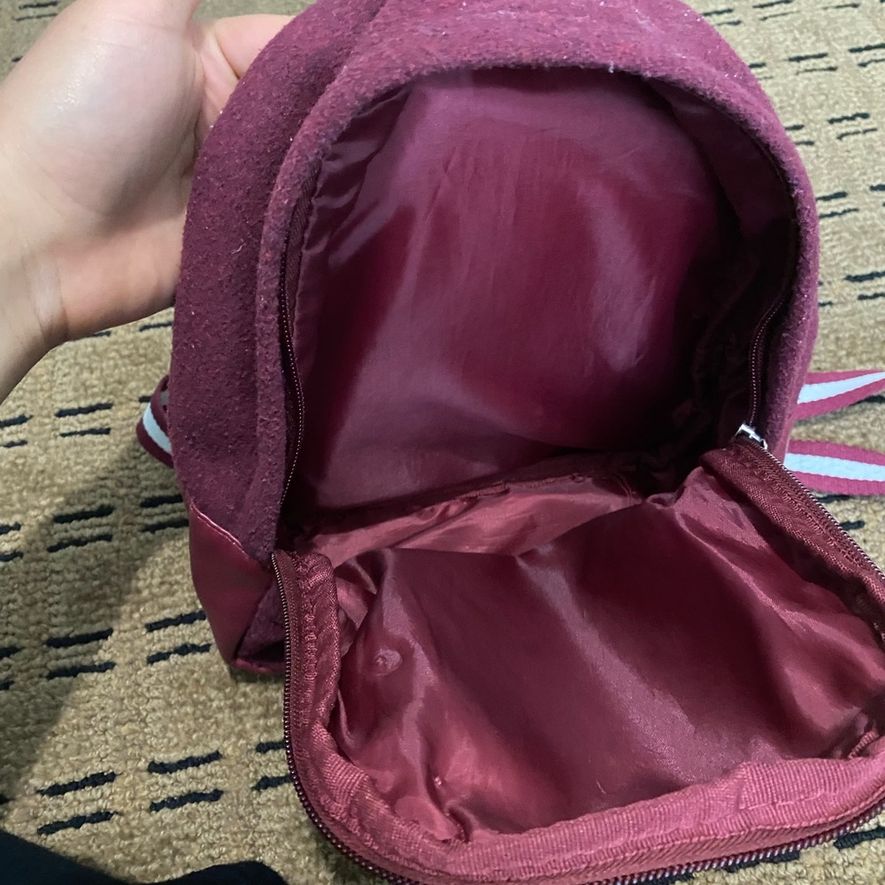 Small backpack - Picture 3 of 4
